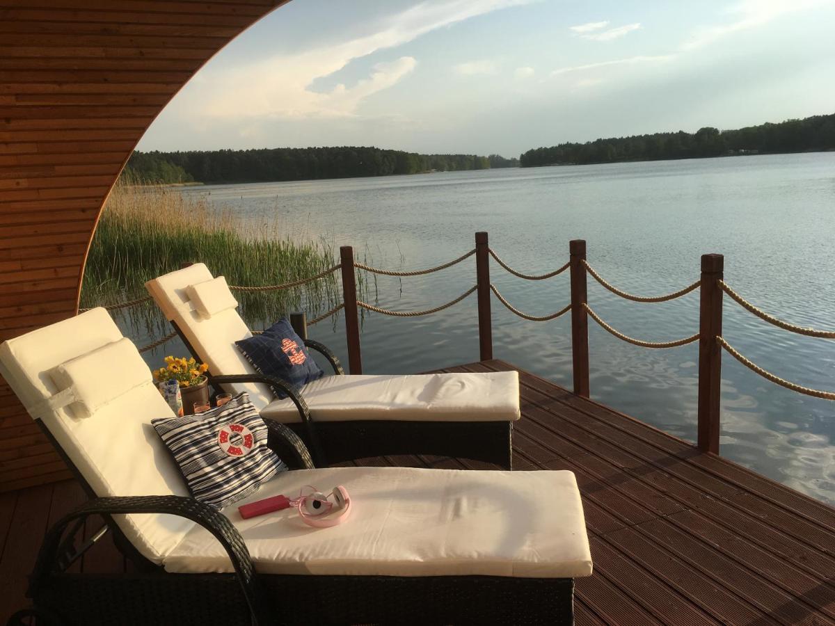 מלון Houseboat Slesin מראה חיצוני תמונה